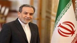 إيران تطلق مناورات صاروخية واسعة وسط احتمالات بضربة استباقية لإسرائيل