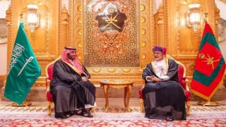 عُمان تؤكد استمرار موقف ضبط النفس وحل الأزمة اليمنية بالحوار