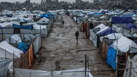 المنخفض الجوي يضاعف معاناة نازحي غزة وسط تصعيد عسكري ونداءات إغاثة عاجلة