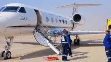 طائرة إخلاء طبي سعودية تصل عدن لنقل جرحى تفجير موكب العميد الصبيحي