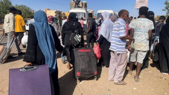 استئناف «العودة الطوعية» للسودانيين من مصر خلال شهرين عبر الباخرة «سيناء»