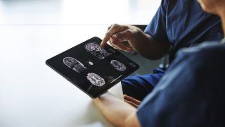 دراسة أمريكية تكشف آلية مبتكرة لتنسيق الدماغ بين المعلومات السريعة والبطيئة