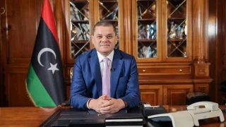 ليبيا توقع اتفاقية نفطية بـ25 عاماً مع شركات فرنسية وأمريكية بقيمة استثمارات تتجاوز 20 مليار دولار