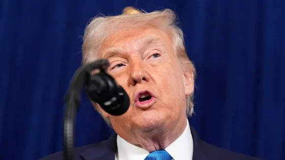 ترامب يعلن إدارة أمريكية مؤقتة لفنزويلا بعد عملية عسكرية واعتقال مادورو