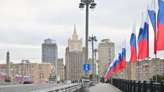 الخارجية الروسية: الغرب هو الذي تورط في دوامة من مظالمه وجنونه ومخاوفه