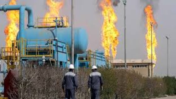 النفط يفتتح 2026 على انخفاض وضغوط مستمرة في الأسواق العالمية