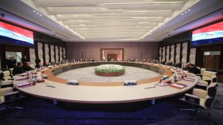 الفلسطينيون يجددون رغبتهم في استكمال خطة ترامب ويدعون مواصلة الضغط لوقف  العدوان الإسرائيلي