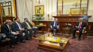 ليبيا والهند يبحثان طرق تدعيم التعاون الصناعي والتدريب المهني