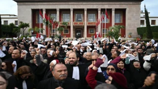 محامو المغرب ينهون إضرابهم بعد اتفاق مع الحكومة على تعليق مشروع قانون المهنة