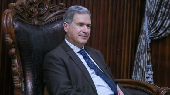 وزير الخارجية السوداني يبحث مع المبعوث الفرنسي تطورات الأوضاع في السودان