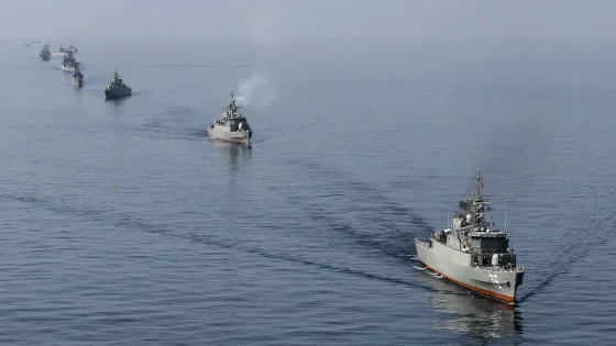 «الحرس الثوري» يجري مناورة «السيطرة الذكية على مضيق هرمز» وسط تصاعد التوتر الإقليمي