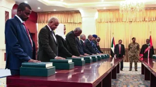 رئيس وزراء السودان: المبادرة السودانية هي المخرج الواقعي من الحرب