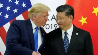 “شي جين بينغ” يجري محادثة هاتفية مع “ترامب” قبل زيارته المرتقبة إلى الصين