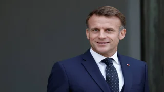 الرئيس الفرنسي يدعو روسيا للإنضمام لحلف عسكري أوروبي جديد