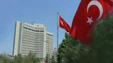 تركيا تقيد الحركة عبر حدود إيران وتؤكد: لا هجمات على قواعد عسكرية داخل أراضينا