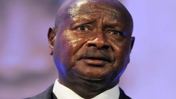 موسيفيني يطمئن على الأوضاع في قطر خلال اتصال هاتفي مع الأمير تميم