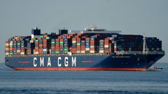 «CMA CGM» تلجأ للممرات البرية لتفادي أزمة مضيق هرمز