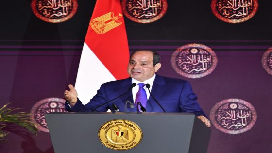 “السيسي” يشهد حفل إفطار الأسرة المصرية.. ويوضح أسباب رفع الحكومة لأسعار المحروقات