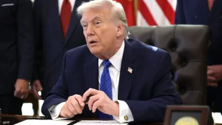 ترامب يمدد مهلة إيران 15 يوماً وسط ترقب لاتفاق حول مضيق هرمز