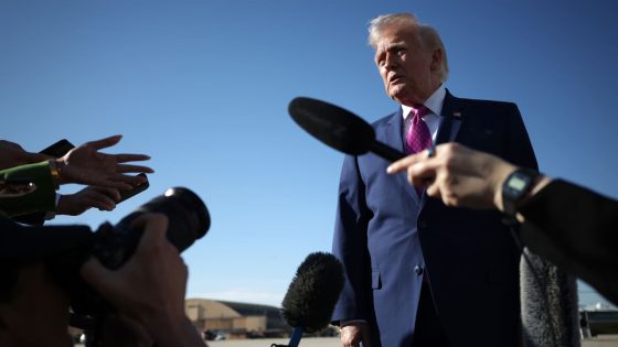 ترامب: فتح مضيق هرمز “قريباً” واتفاق نووي مع إيران شرطه الوحيد منع السلاح النووي