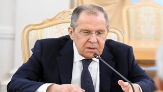 روسيا تحذر من اشتعال الشرق الأوسط وبكين تدعو لخفض التصعيد