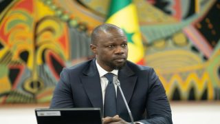 الحكومة السنغالية تؤكد التقدم في تنفيذ ميثاق الاستقرار الاجتماعي وسط استمرار الإضرابات