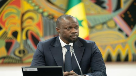 الحكومة السنغالية تؤكد التقدم في تنفيذ ميثاق الاستقرار الاجتماعي وسط استمرار الإضرابات