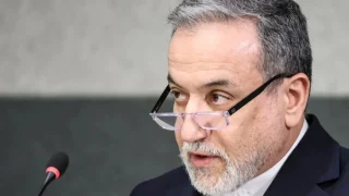 إيران تستبعد محادثات جديدة مع واشنطن وسط تصاعد التوترات البحرية وملف مضيق هرمز