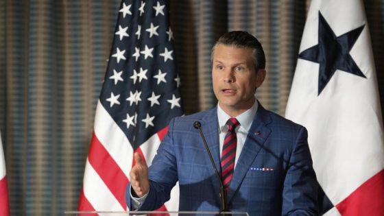 ديمقراطيون في الكونغرس يتحركون لعزل وزير الدفاع الأمريكي بيت هيجسيث بسبب حرب إيران واتهامات بخرق القانون