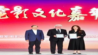 كرنفال ثقافة السينما بالصين يكرم رئيس مهرجان القاهرة السينمائي