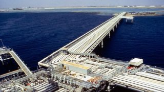 تراجع صادرات النفط من ميناء “ينبع” السعودي بنسبة 17%