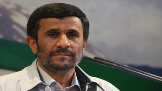 نيويورك تايمز: واشنطن وتل أبيب بحثتا خطة لتغيير النظام في إيران وطرح اسم أحمدي نجاد