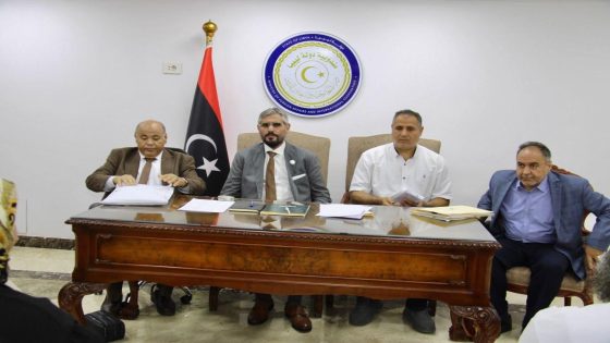 السفير الليبي بالقاهرة يناقش الأوضاع التعليمية لطلاب بلاده في مصر