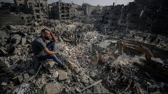 غزة تستقبل العيد تحت القصف.. إسرائيل تعلن استهداف قائد عسكري جديد لحماس