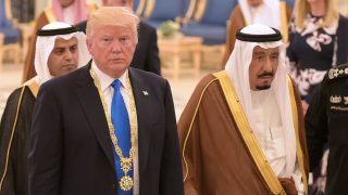 ترامب يتراجع عن خطة “مشروع الحرية” بعد رفض السعودية استخدام قواعدها الجوية