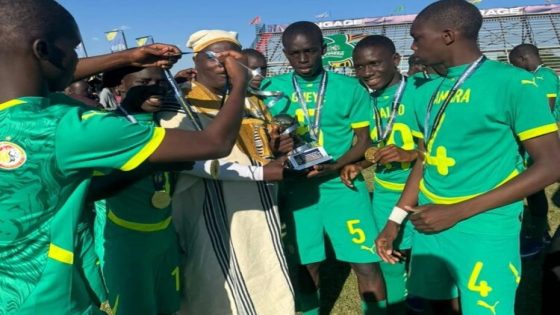 من الملاعب المهجورة إلى منصات الأمل: الرياضة المدرسية في غينيا كبديل للهجرة
