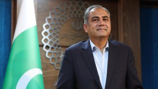 زيارة وزير داخلية باكستان إلى إيران تكشف الدور الصيني لإنهاء الحرب