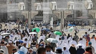 بمشاركة أكثر من 1.5 مليون حاج من الخارج.. توافد ضيوف الرحمن إلى صعيد عرفات لأداء ركن الحج الأعظم