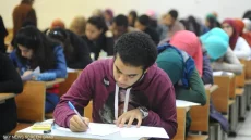 موجة تسريبات و”غش إلكتروني” تسبق امتحانات الثانوية العامة في مصر.. وتحركات حكومية لاحتواء الأزمة