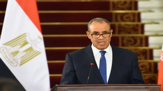 اتصالات دبلوماسية مكثفة لوزير الخارجية المصري لبحث خفض التصعيد الإقليمي
