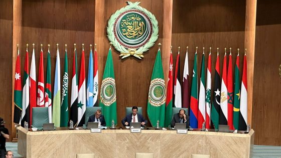 الجامعة العربية تدين القصف الإسرائيلي على سوريا وتدعو مجلس الأمن لوقف الانتهاكات