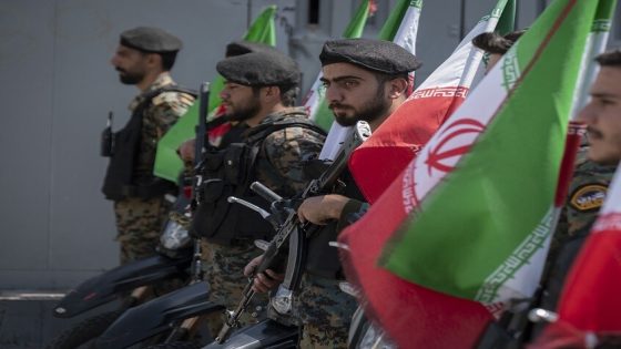 الحرس الثوري الإيراني يعلن استهداف مواقع أميركية في الخليج رداً على ضربات داخل إيران