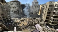 غارة إسرائيلية على الضاحية الجنوبية لبيروت تُفاقم التوتر.. وتحركات أميركية لاحتواء التصعيد