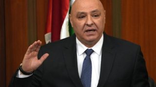 عون: لن ننسحب من المفاوضات مع إسرائيل والسلام مشروط بإنهاء الاحتلال والاعتداءات
