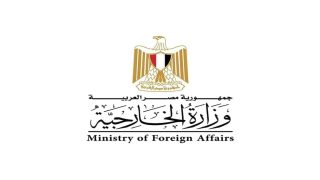 مصر تدين الهجوم الإيراني على مطار الكويت الدولي وتؤكد تضامنها الكامل مع الكويت