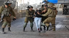 الاحتلال يعتقل 11 فلسطينياً في الضفة ويواصل استهداف البنية التحتية في طمون ونابلس