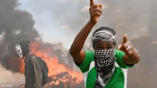 اشتباكات في كينيا رفضًا لمركز أميركي مخصص لحالات الإيبولا المشتبه بها 