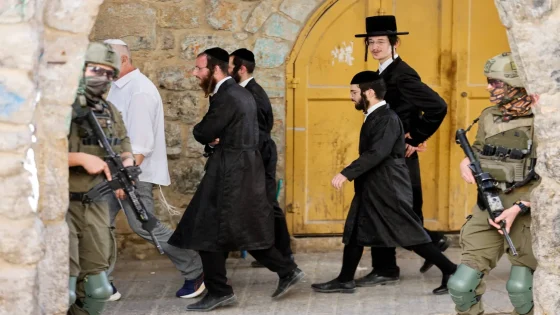 إلغاء صلاحيات بلدية الخليل.. خطة إسرائيلية لتوسيع الاستيطان في قلب المدينة التاريخية
