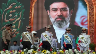 إيران تعلق التزاماتها مع واشنطن وتصعيد عسكري متبادل يهدد بإطالة النزاع