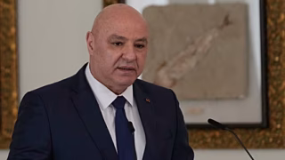 الرئيس اللبناني يبدأ زيارة إلى واشنطن لبحث تنفيذ «اتفاق الإطار» والانسحاب الإسرائيلي من الجنوب